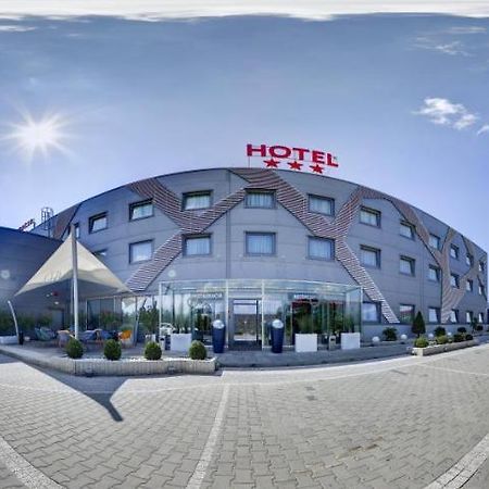 Hotel Porto Radomsko Kültér fotó