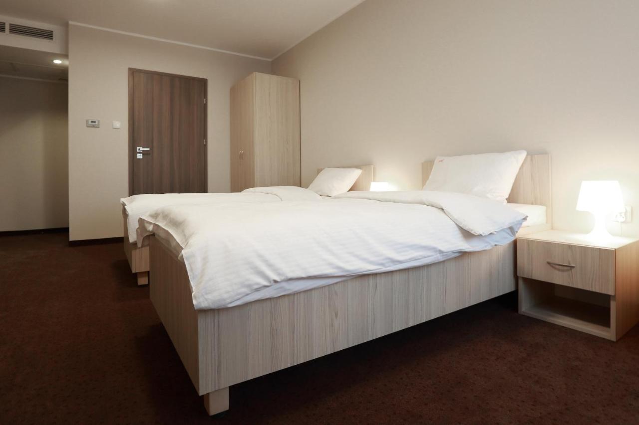 Hotel Porto Radomsko Szoba fotó