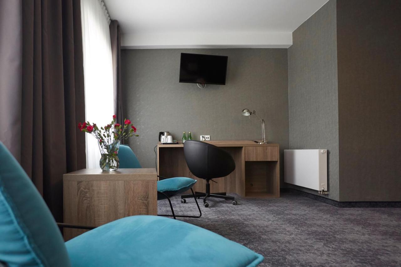 Hotel Porto Radomsko Kültér fotó
