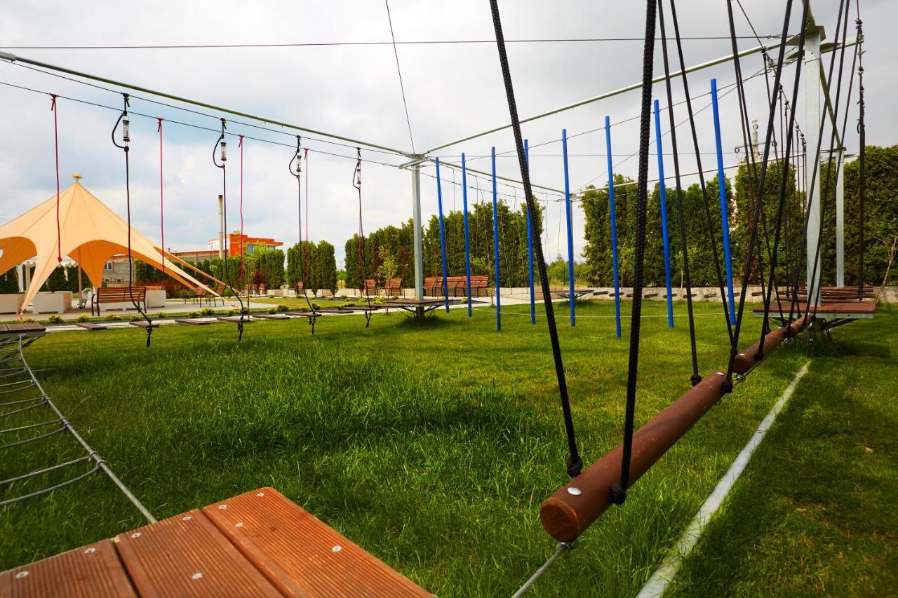 Hotel Porto Radomsko Kültér fotó