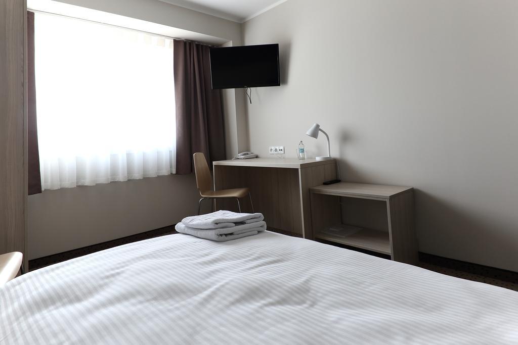 Hotel Porto Radomsko Szoba fotó