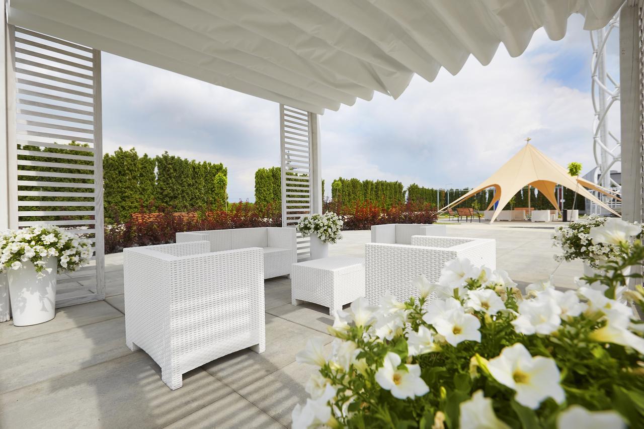 Hotel Porto Radomsko Kültér fotó
